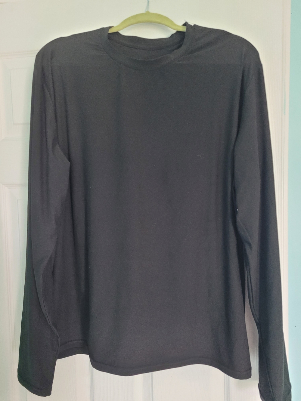 Spyder Men's Classic Long-Sleeve Crewneck Shirt - Black